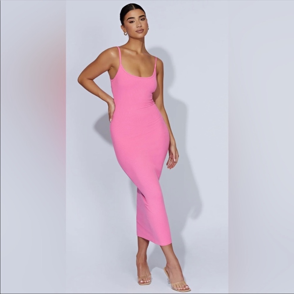 ISO Alexis Midi Dress in PINK!